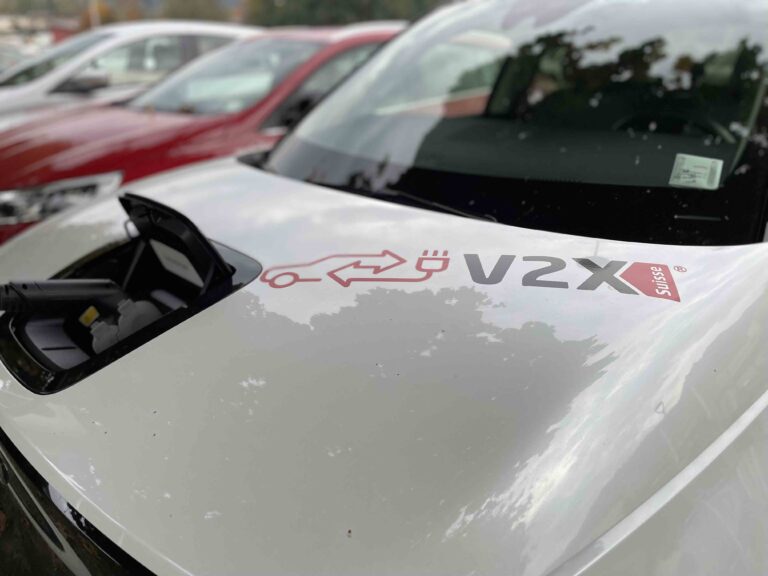 Projekt "V2X Suisse" zu bidirektionalem Laden bei mobility